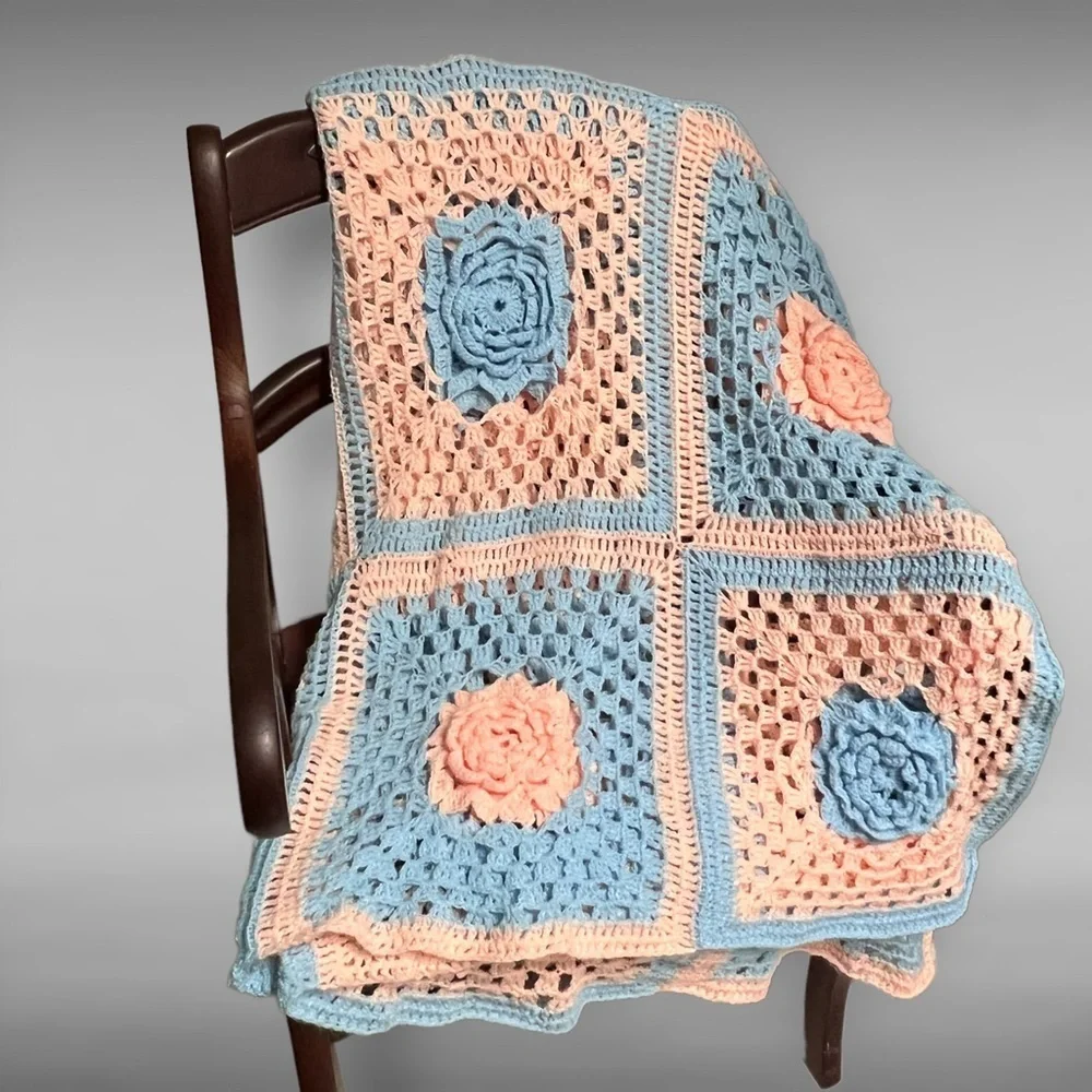 Vintage Floral Granny Square Rose Crochet Afghan Throw Blanket Cottagecore